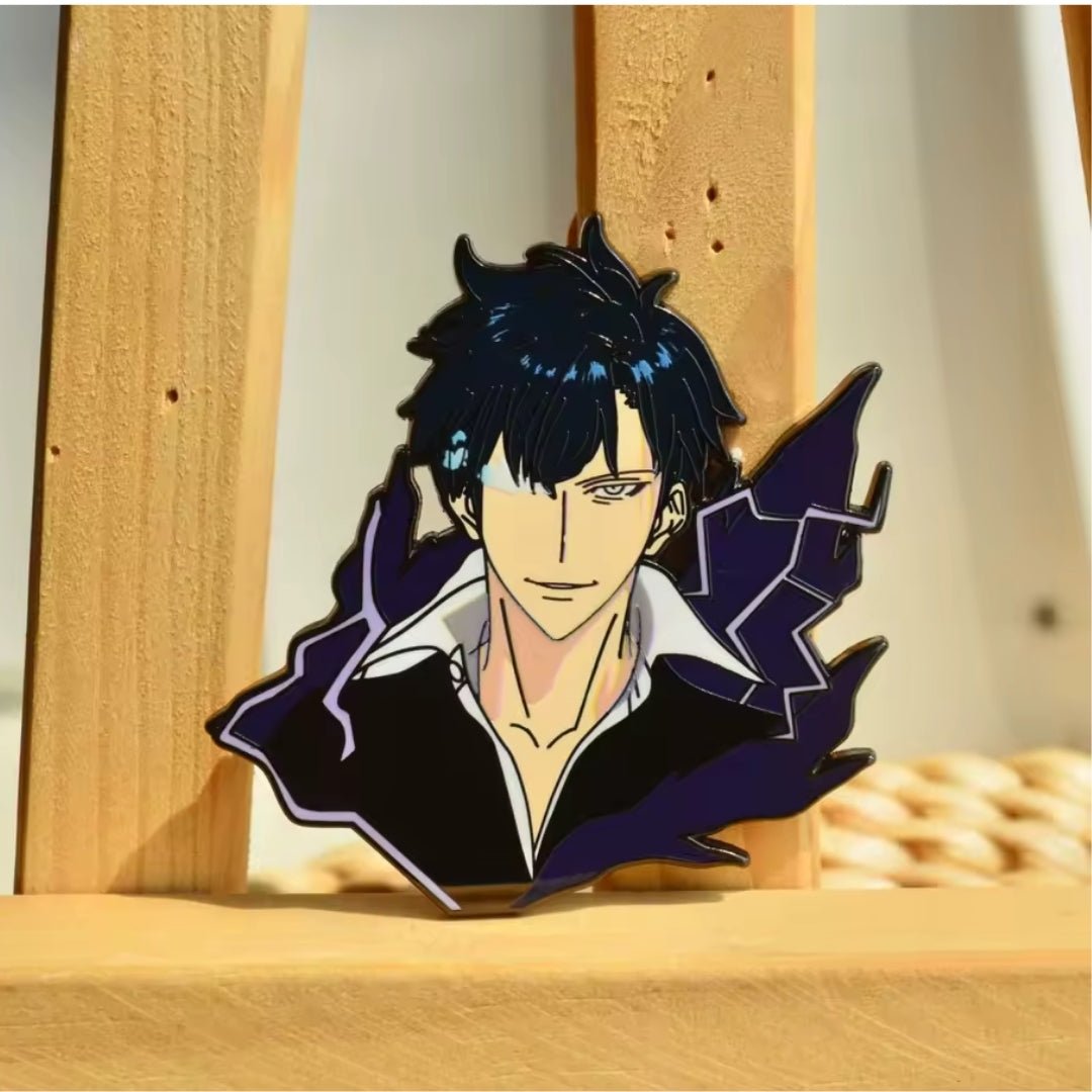 Broche / Pin Sung Jinwoo Sonriendo - Solo Leveling