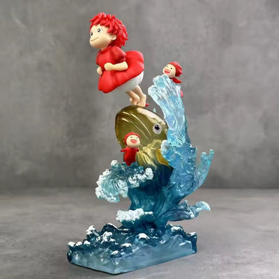Figura Ponyo Con Pez Dorado - Studios Ghibli / REPLICA
