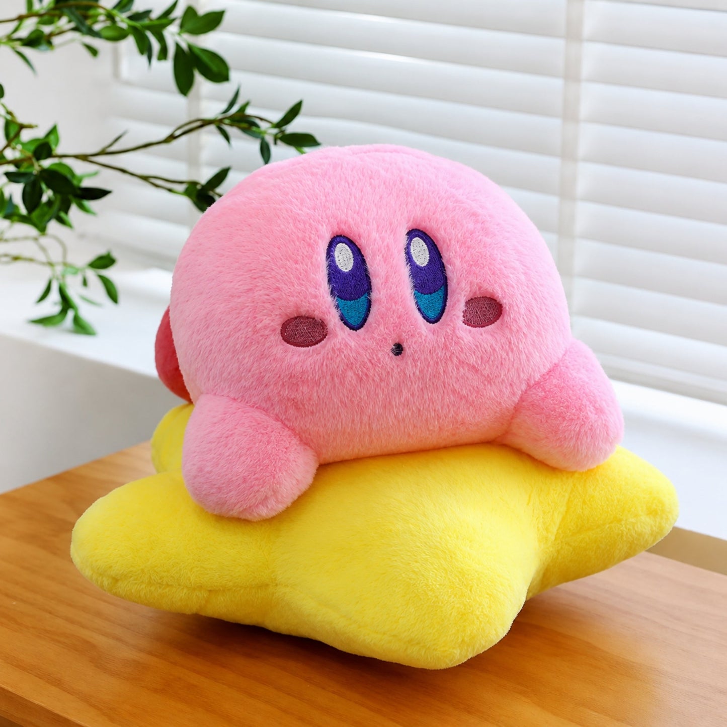 Peluche Kirby Sobre Estrella 30 Cm - Nintendo / NO OFICIAL