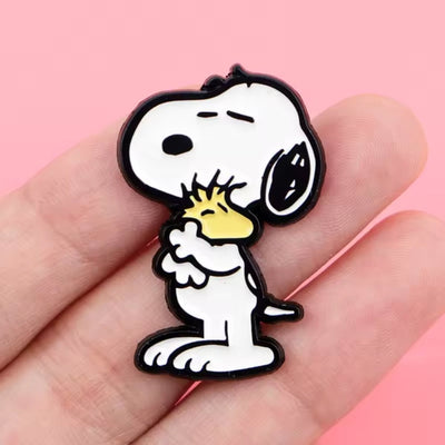 Broche / Pin Snoopy Abrazando A Woodstock (Parado) - Peanuts