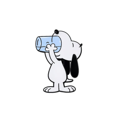 Broche / Pin Snoopy Tomando Agua - Peanuts