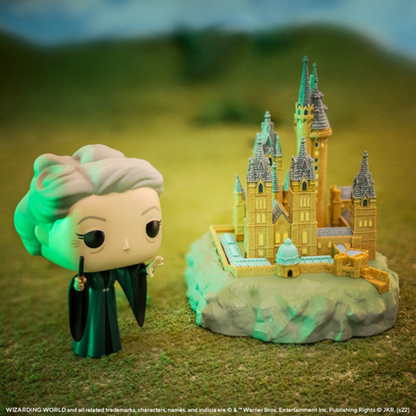 Funko Pop Town Minerva With Hogwarts #33 - Harry Potter